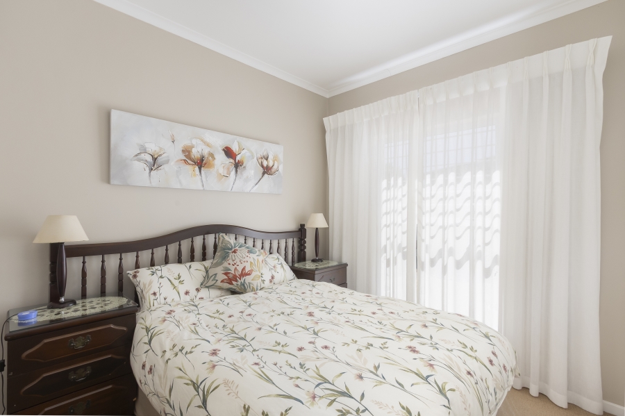 To Let 3 Bedroom Property for Rent in Heritage Park Western Cape